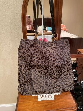 Fendi Leopard Print Tote Bag with Black Straps